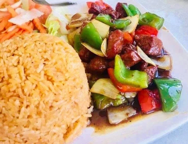Stir-Fried Beef with Bell Peppers and Orange Rice
